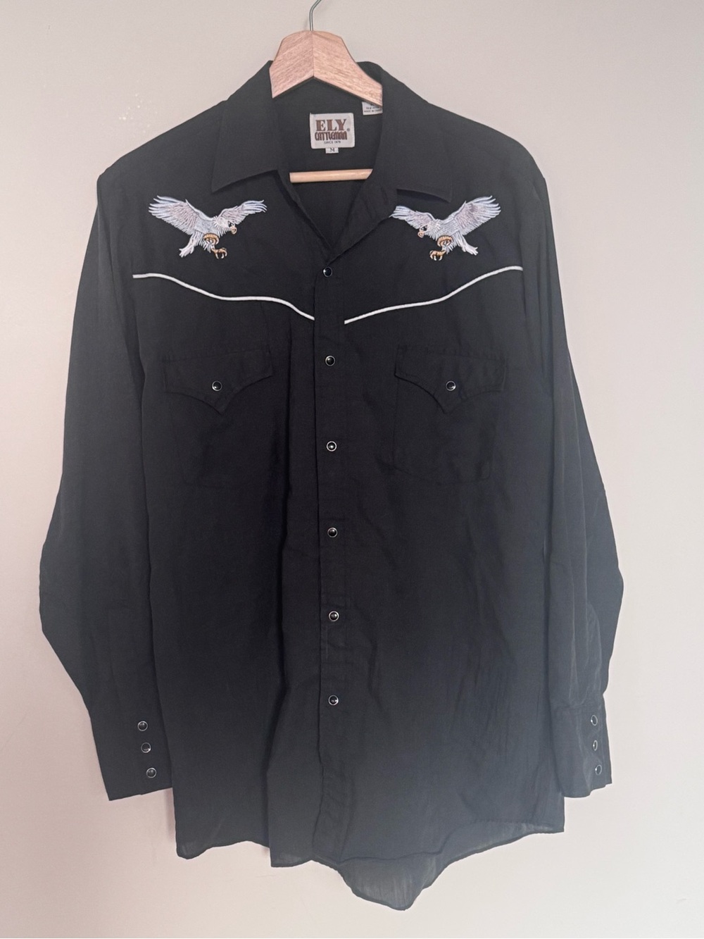 Vintage Ely Cattleman Black Western Eagle Embroidered Shirt Snap Buttons Country